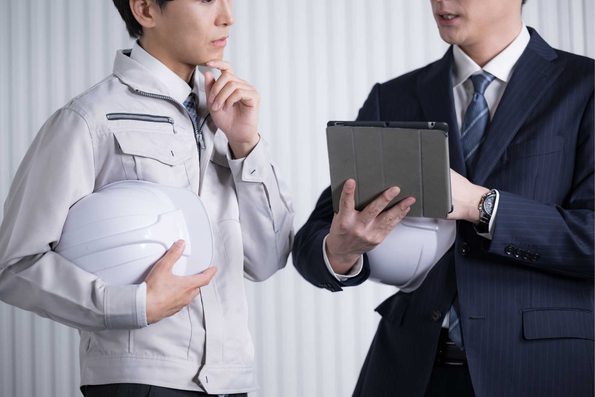 Manufacturing-Automation.-Advanced-High-Precision-Robot-Arms-on-Automated-PCB-Assembly-Line-Inside-Modern-Electronics-Factory.-Electronic-Devices-Production-Industry.-Component-Installation-Process