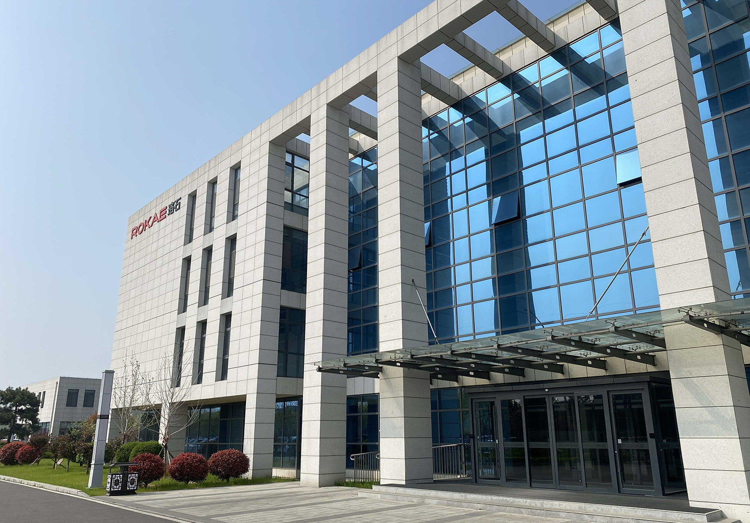 【視察レポート】世界を支える製造現場は、なぜROKAEを導入するのか？――現場実装から見えた自動化成功の鍵